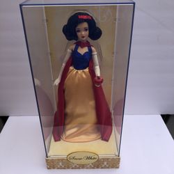 Snow White Floor Sample Doll