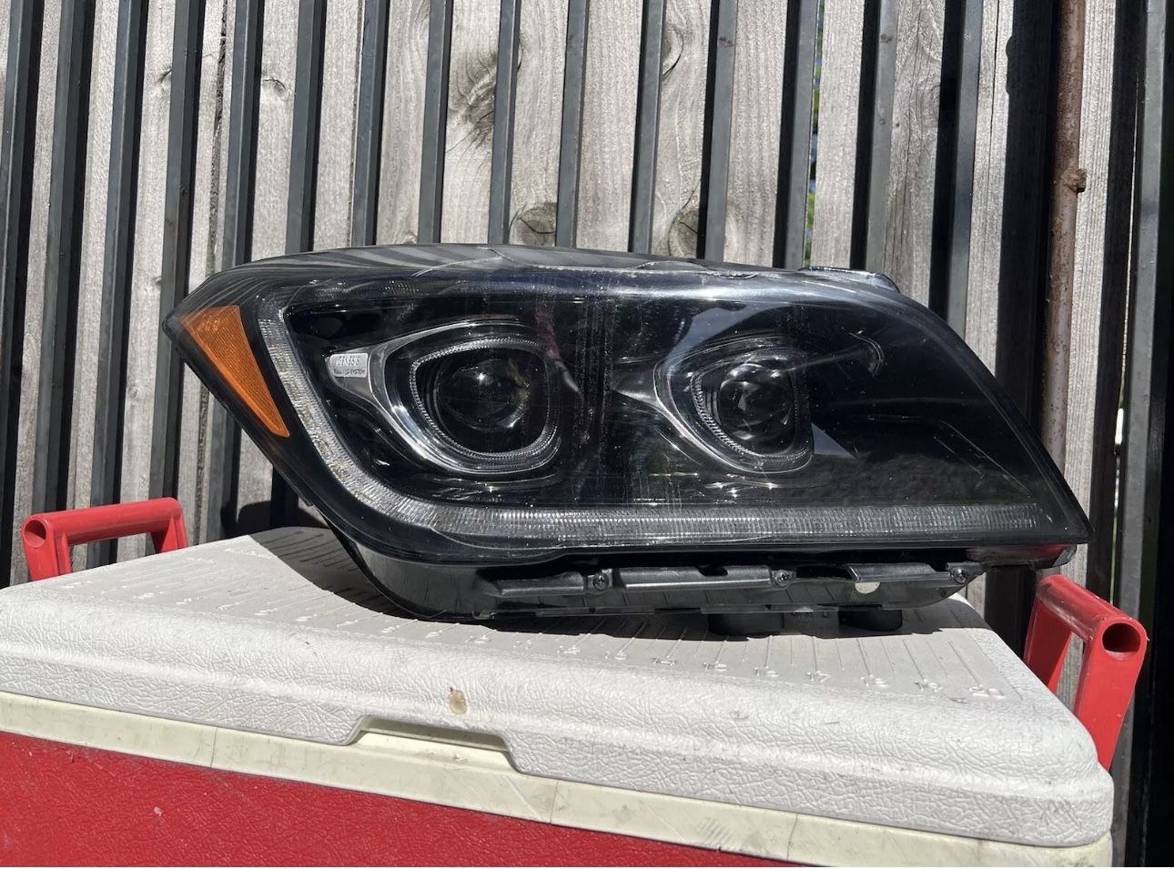 Headlight Passenger Side 2018 Genesis G80 5.0 ultimate