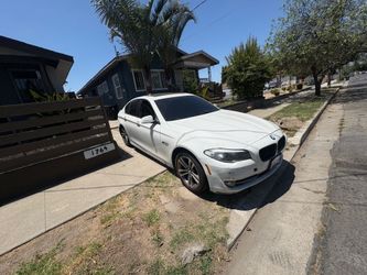 2012 BMW 528i