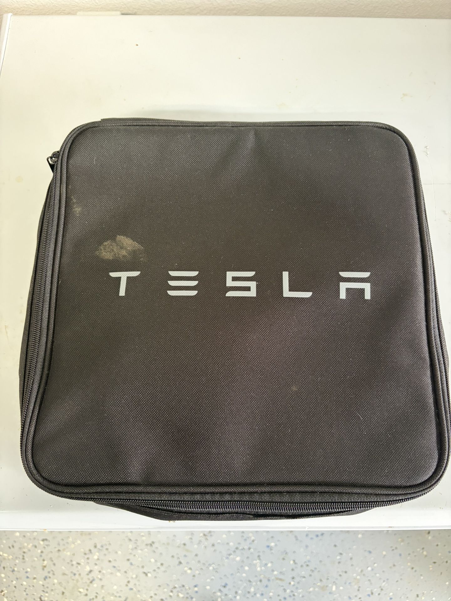 Tesla Mobile Charger And Toll Hitch