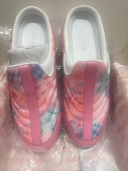 New Easy Spirit pink shoes