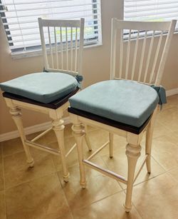 Haverty’s Bar Chairs