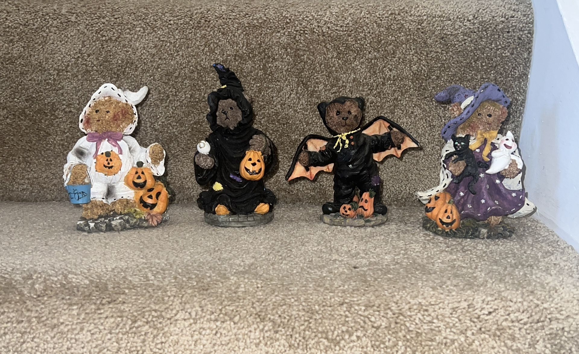 Halloween bears Bear lot of 4 Resin 4” figure decor Witch Bat Ghost Reaper