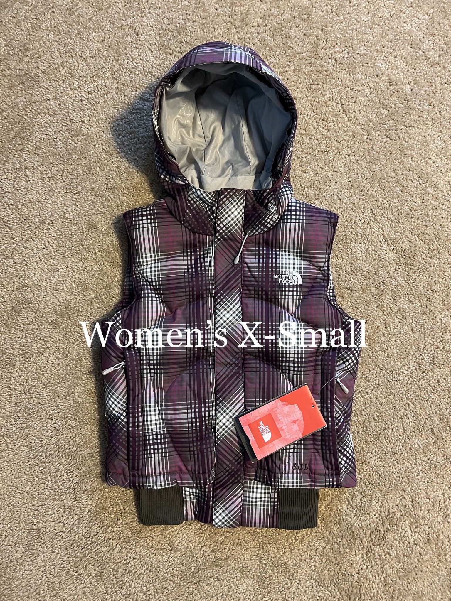 NORTH FACE / Classic HOODED “600 GOOSE DOWN” Puffy Vest Coat Jacket / Women's X-Small (XS) / Retails $200+Tax / Brand New w/ Tags!! / Pink Plaid
