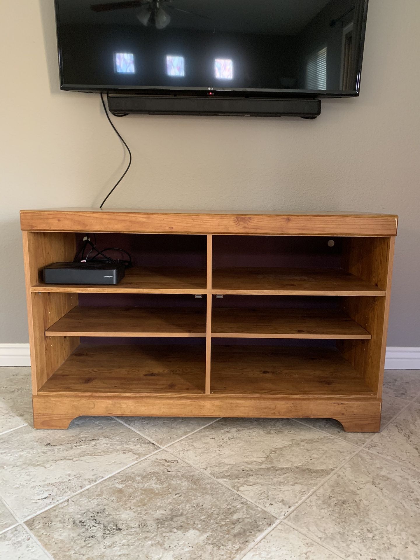 TV Stand/Entertainment Center