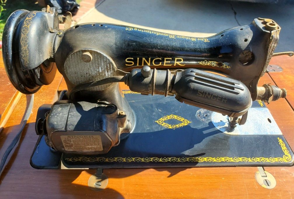 Antique 1871 Singer Sewing Machine Serial Number (contact info removed)