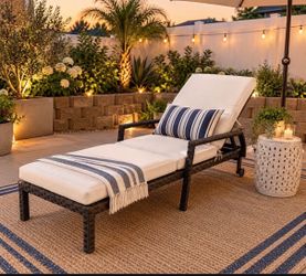 Outdoor Wicker Chaise Lounge with Cushion