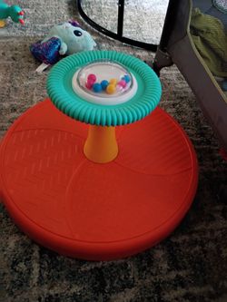 Sit and spin pop chair