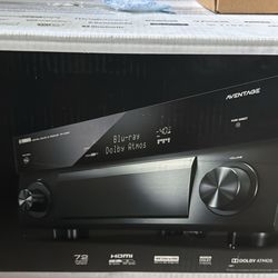 Yamaha AVENTAGE RX-A1080 7.2-channel home theater receiver