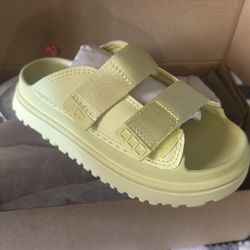 Brand new! Kids UGG slides
