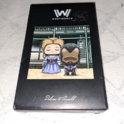 Brand New Westworld Artist Series Dolores And Arnold Collectable