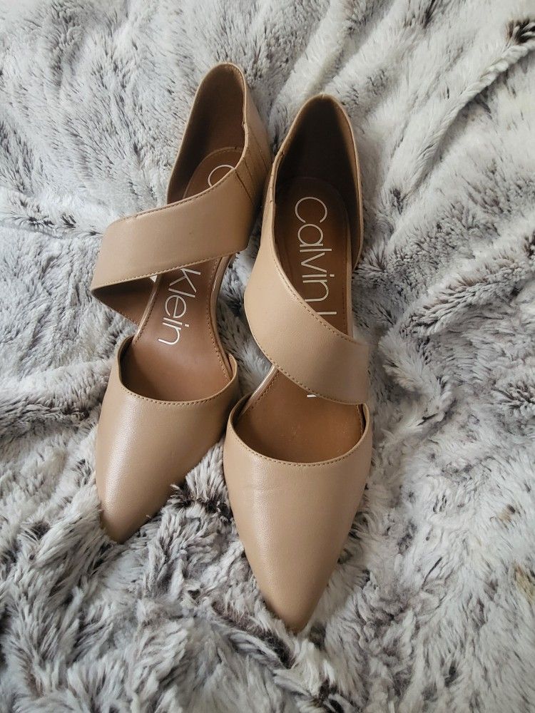Summer in Your Step | Calvin Klein Nude Heels (Size 6) | Classic Dress Shoes