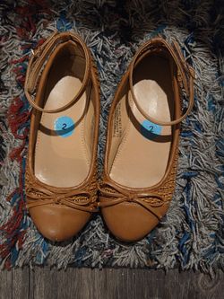 Used girls flats size 2