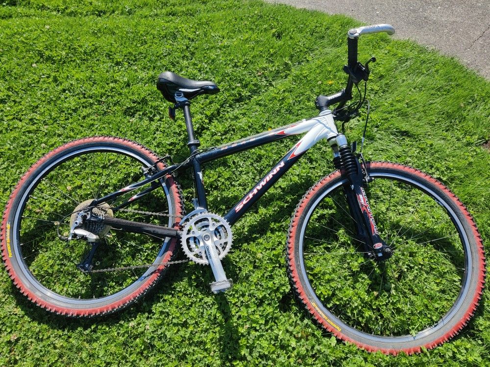 Schwinn Moab 2