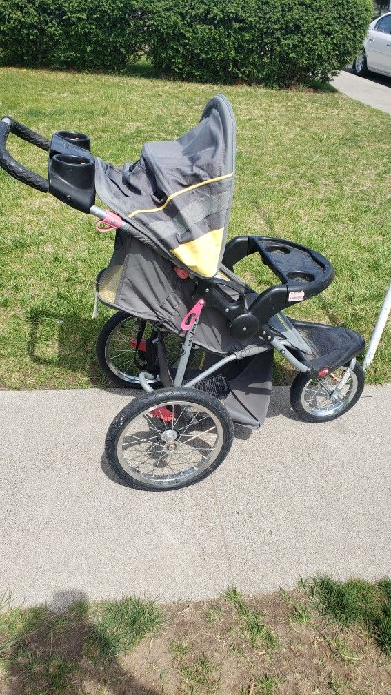 Baby Expedition Yellow Stroller