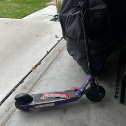 Razor E 100 Electric Scooter Purple Used