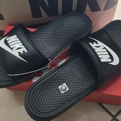 Nike Benassi Slides Size 14