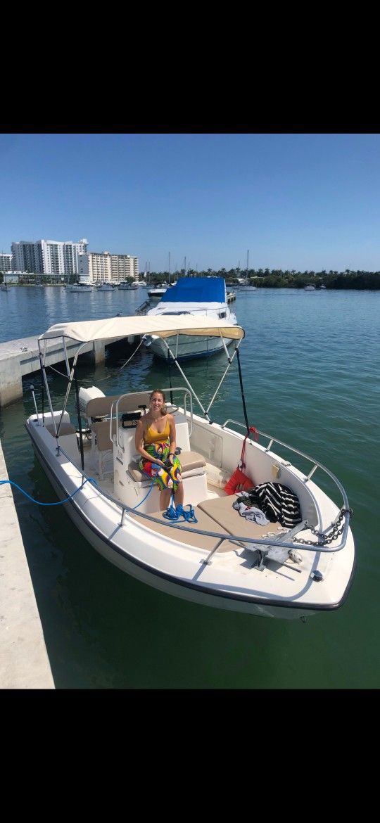ANGLER 18FT Center Console Boat