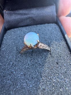 Antique Victorian-Style 10K Gold Opal Solitaire Ring — Ornate Chased Shank, Size 5