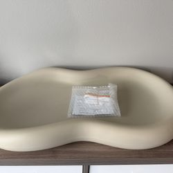 Keekaroo Peanut Diaper Changing Pad