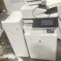 HP Color LaserJet Managed Flow MFP E87660 with Finisher