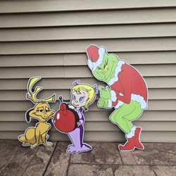 Grinch 3 pc christmas decor with stakes