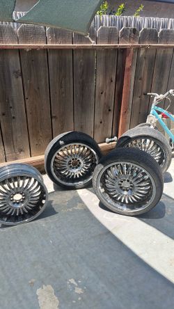 strada spina chrome rims