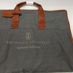 1 New Brunello cucinelli suit bag 