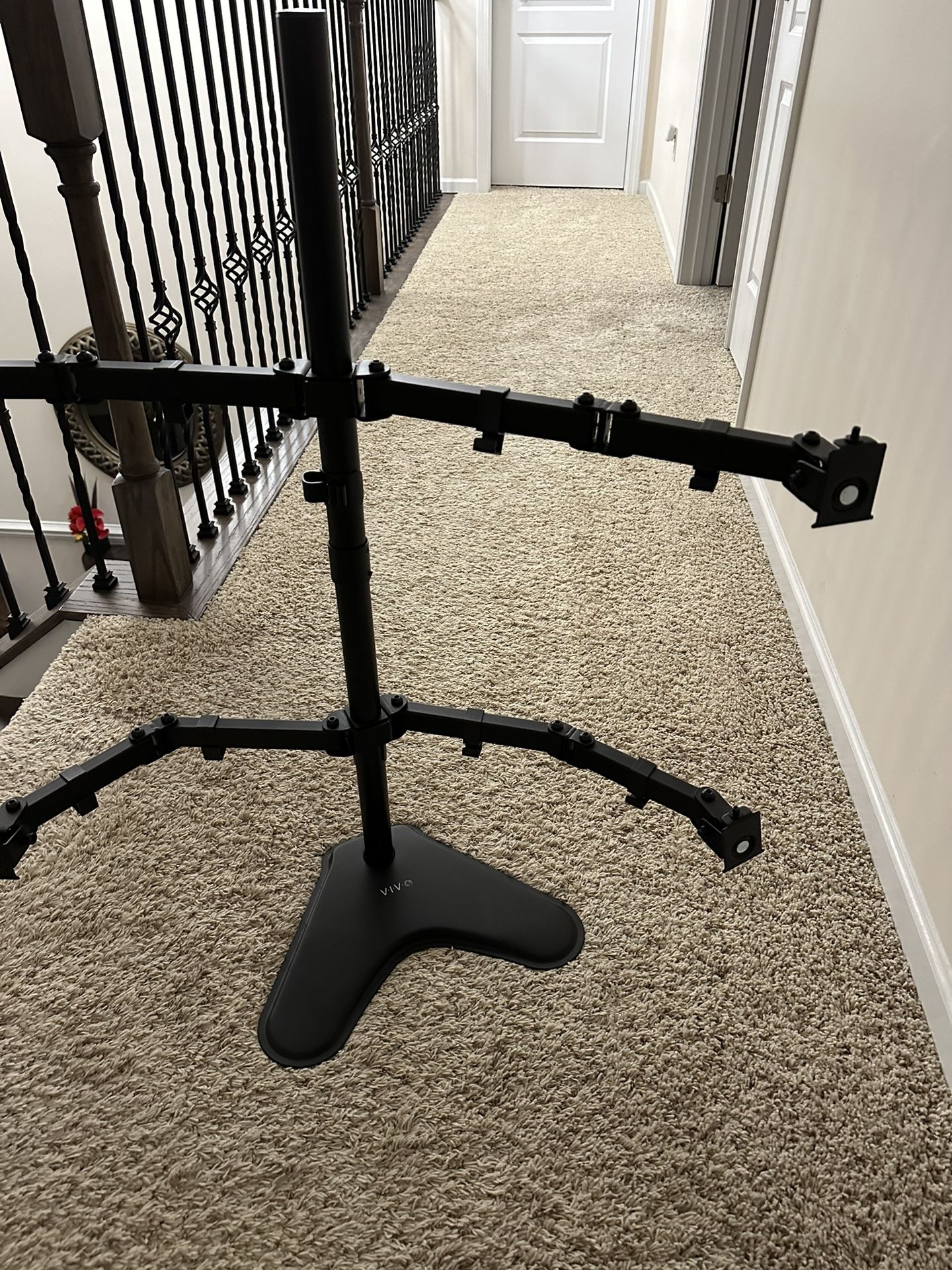 4 Stand Monitor And Standup Desk