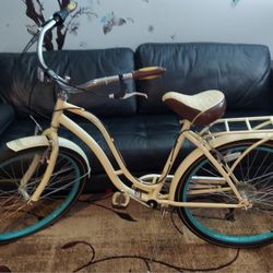 26" Womens Schwinn Beach Cruiser 