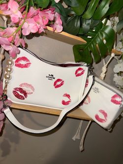 Coach Bag, White and Kisses