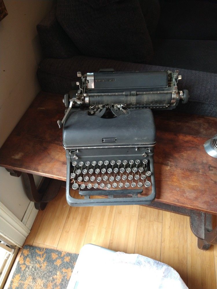 Antique Typewriter