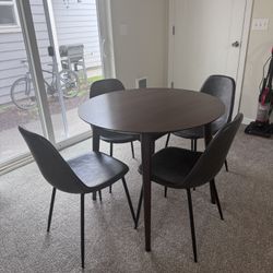 Round Dining Table
