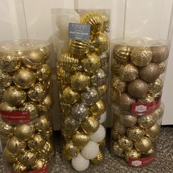 New Xmas 🎄 Ornaments 