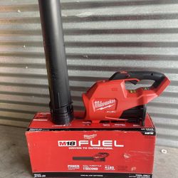 Milwaukee M18Fuel Blower 