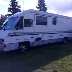 1992 GEORGIE BOY RV 35FT