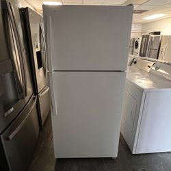 Top Freezer Bottom Refrigerator White Used 