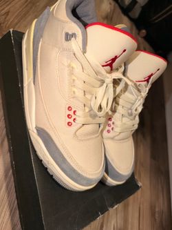 IF YOU SEE THE SHOES THEY ARE STILL AVAILABLE