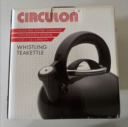 Circulon Whistling Teakettle