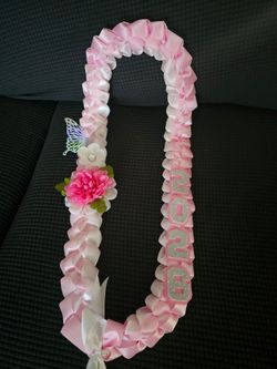 Leis  for graduation