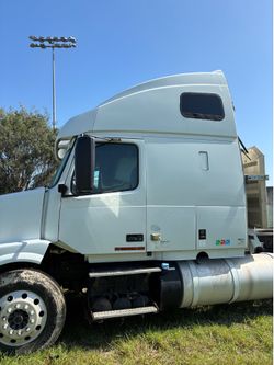 FOR SALE VOLVO 2011
