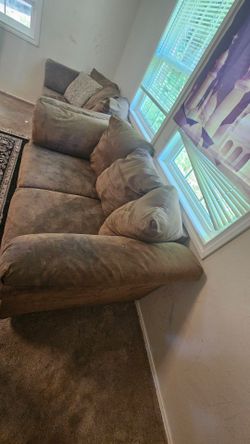 Free Couch, lovely sofa .