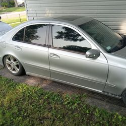 2004 Mercedes-Benz E-Class