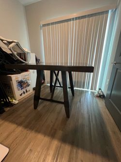 High Top Table and chairs