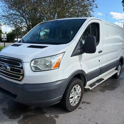 2015 Ford Transit