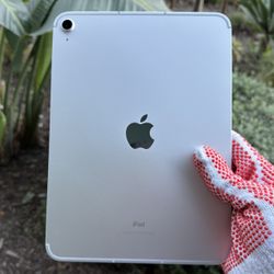 iPad 10th Gen 64GB Unlocked 98% Battery Health 