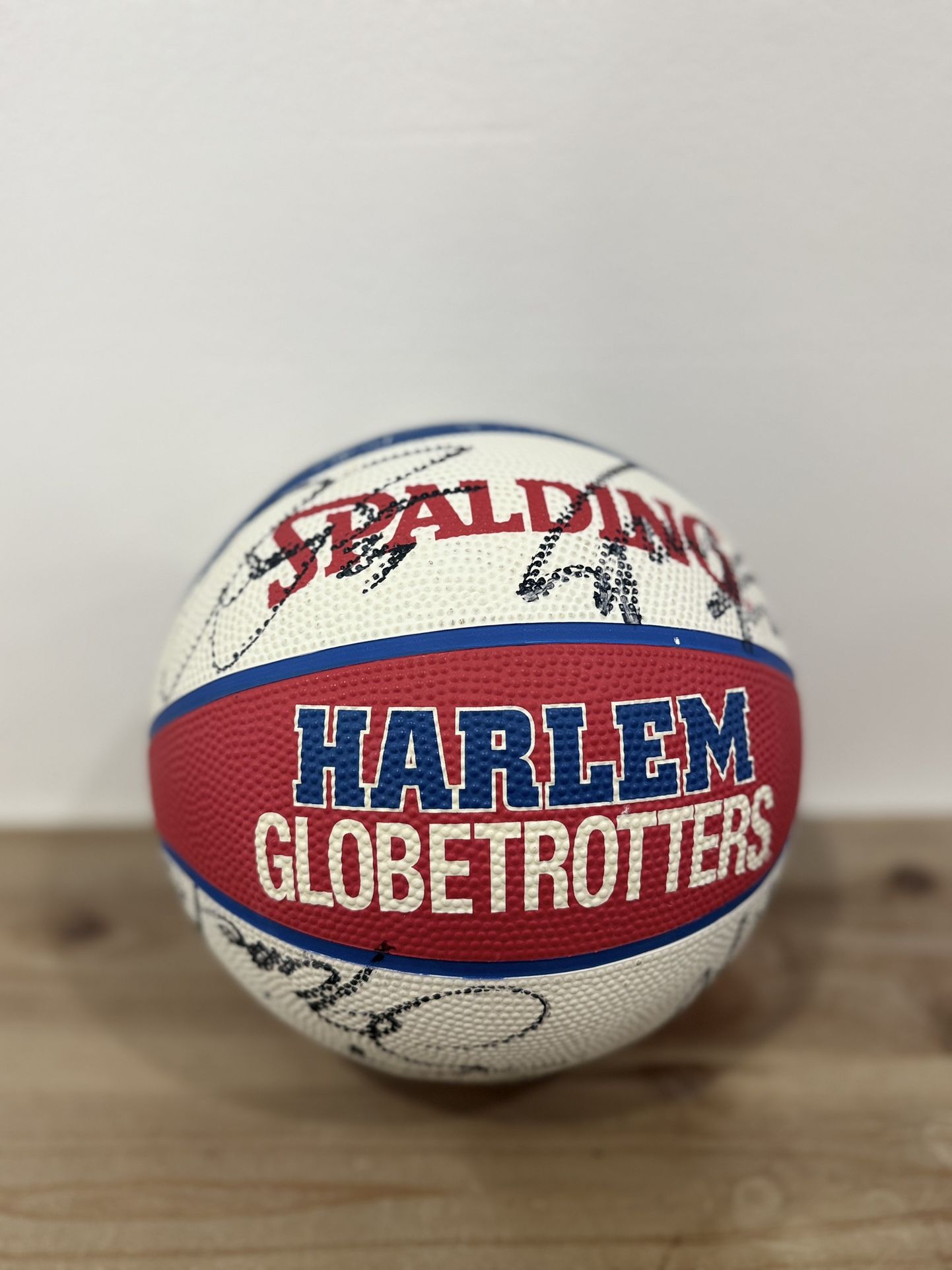 Harlem Globetrottrs autographed