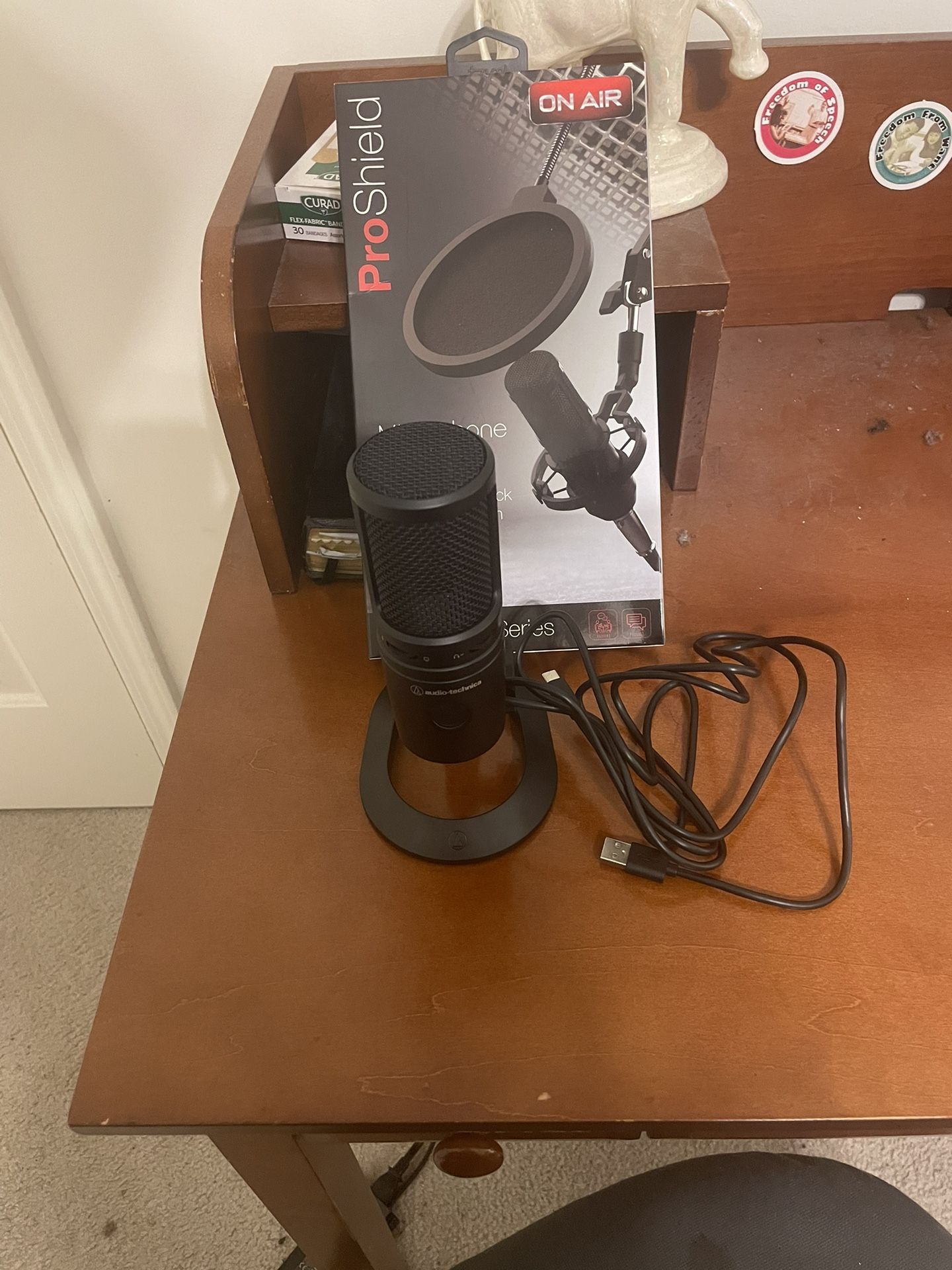 Brand New Audio - Technica AT2020USB-X Microphone with Pop Filter