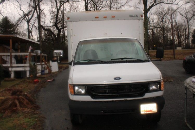 1999 Ford E350