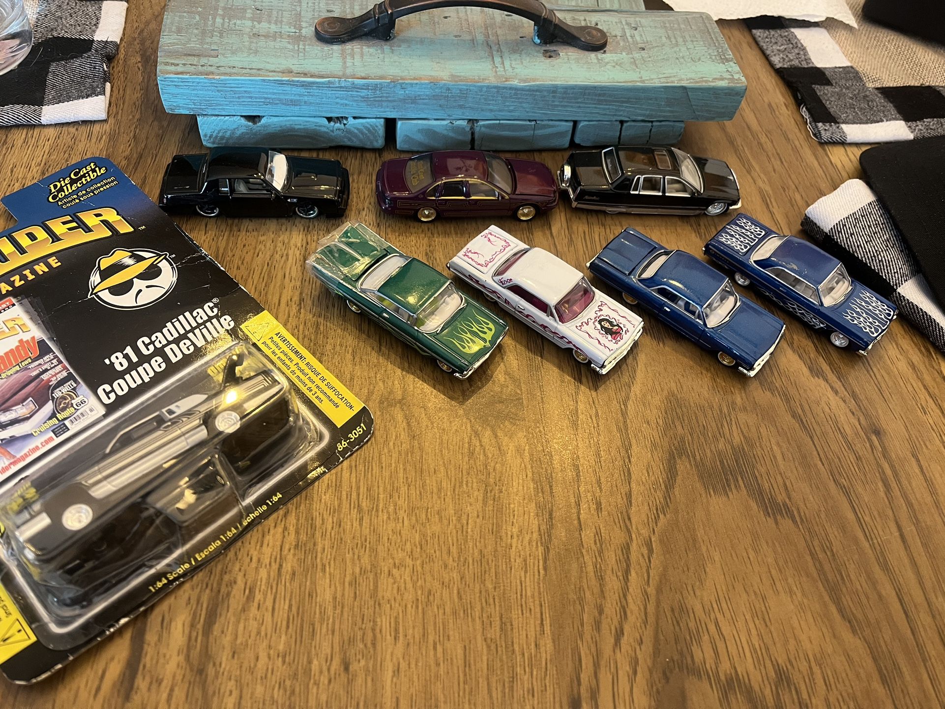 Die Cast 1/64 Revell Lowriders